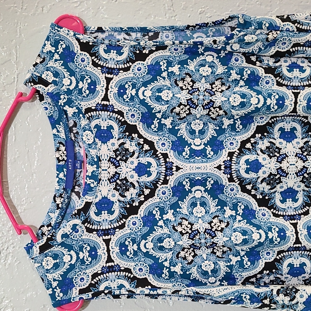 Women's dress
